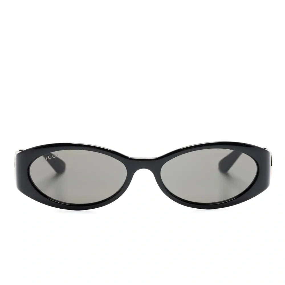 Солнцезащитные очки в овальной оправе