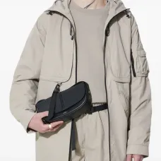 Утилитарная парка с капюшоном и рыбий хвост UV