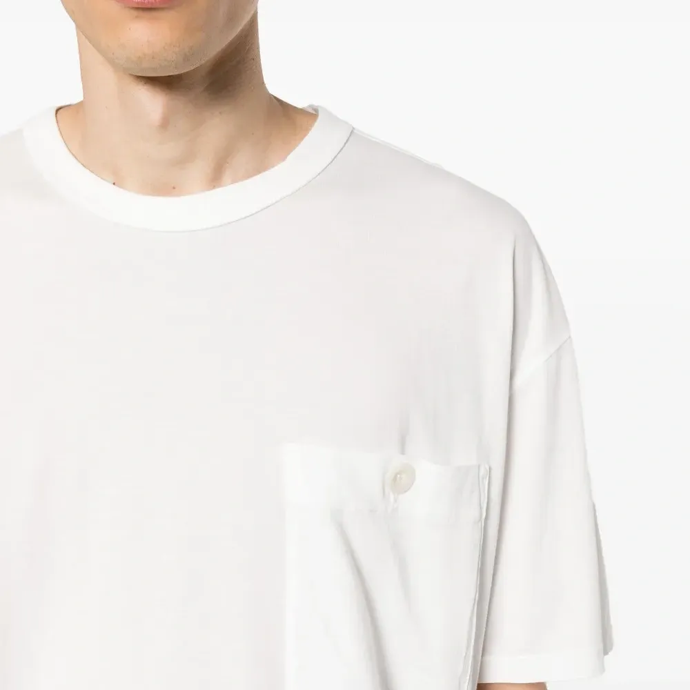 Футболка с нагрудным карманом