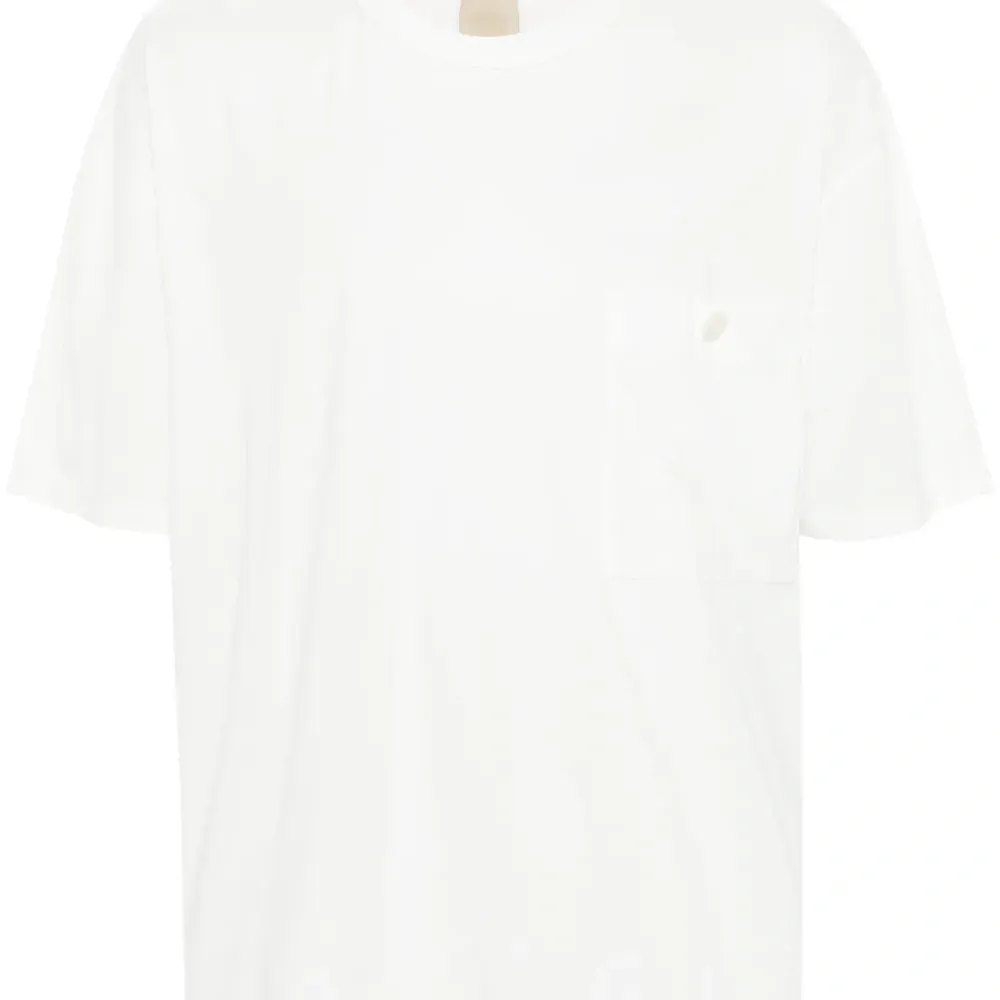 Футболка с нагрудным карманом