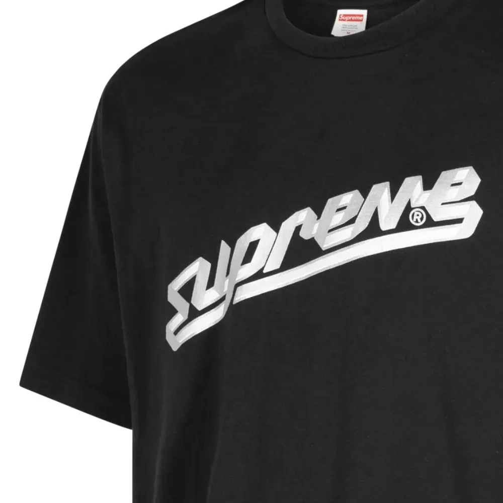 Футболка с логотипом