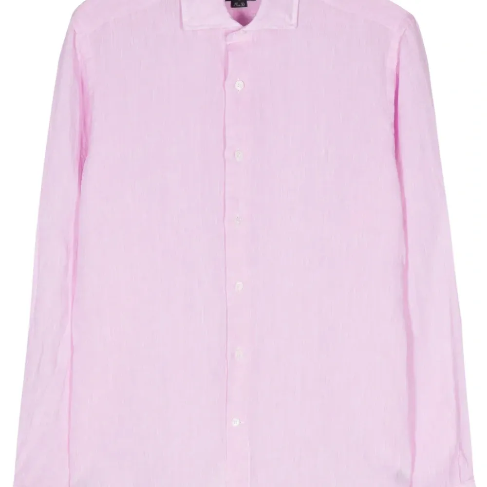 Льняная рубашка с длинными рукавами