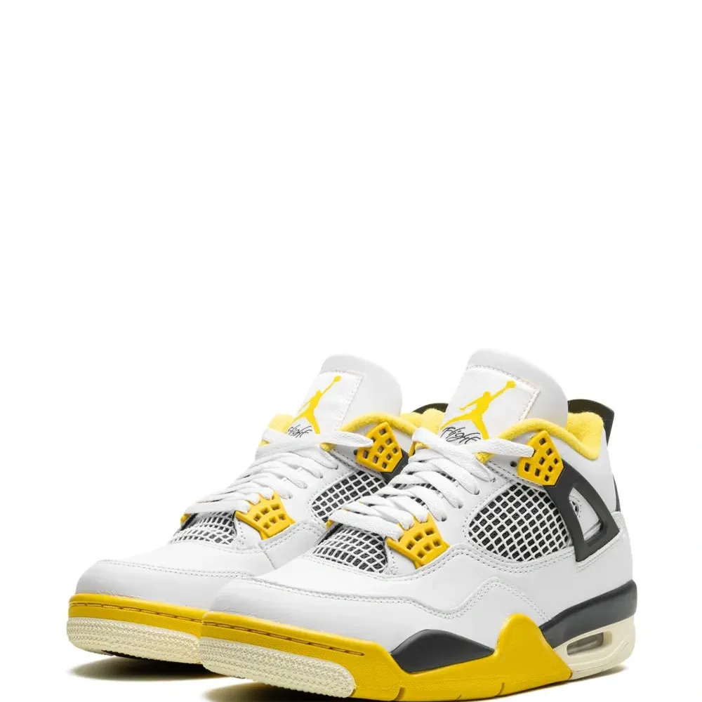 Кроссовки Air Jordan 4 'Vivid Sulfur'
