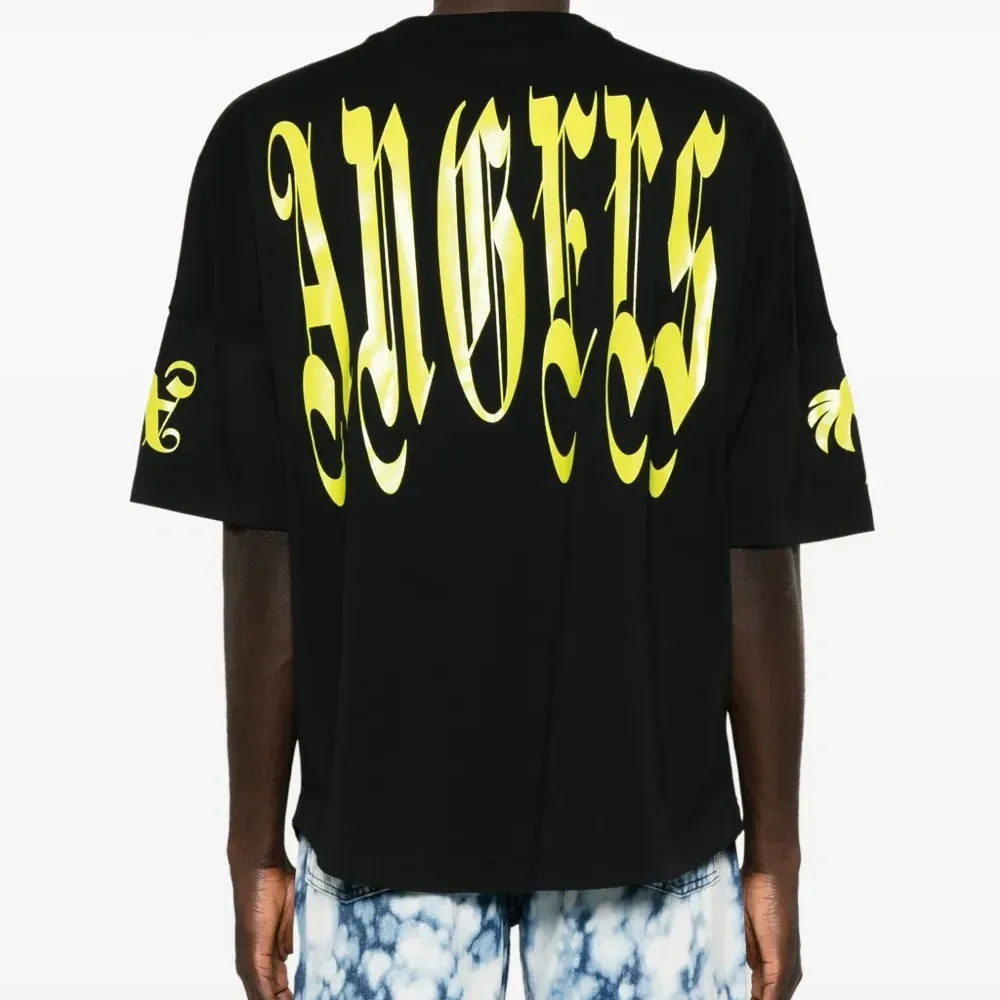 Футболка с логотипом Футболка с логотипом