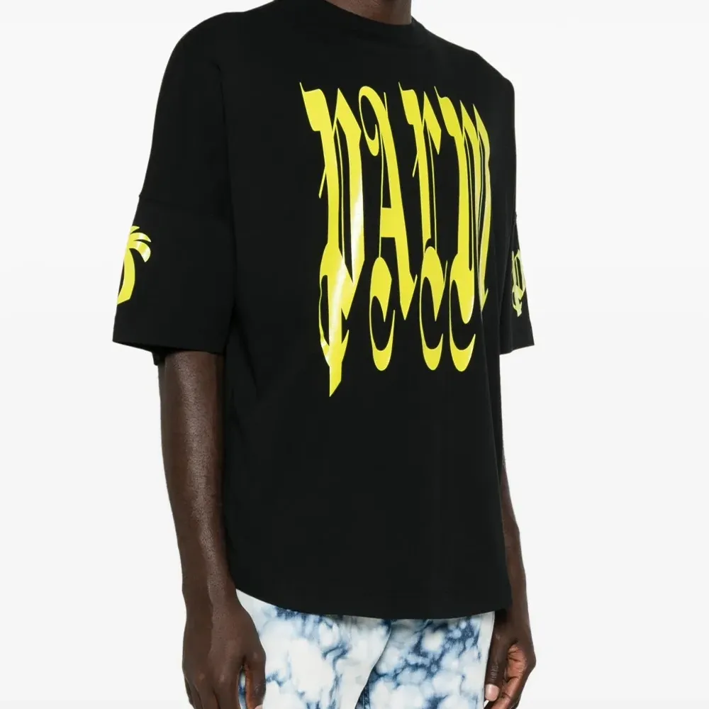 Футболка с логотипом Футболка с логотипом