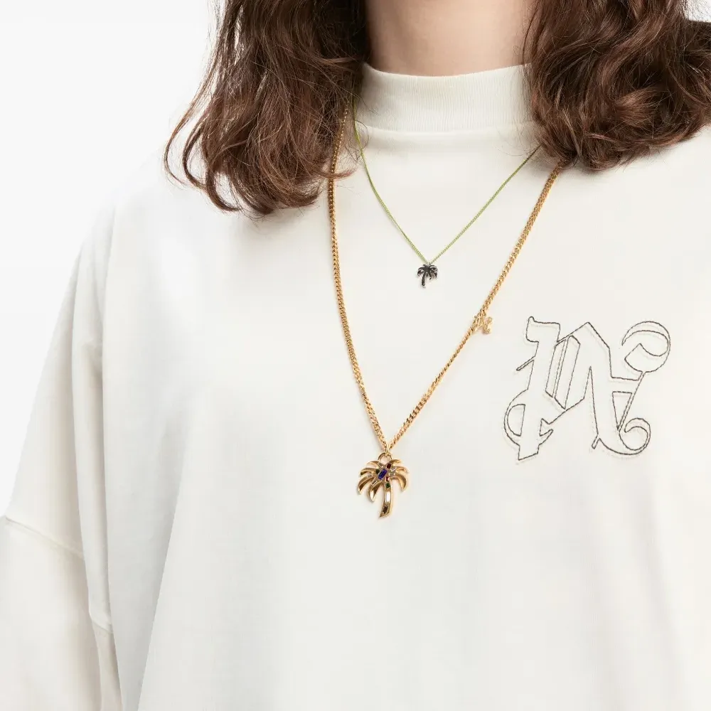 Футболка с вышитой монограммой PA