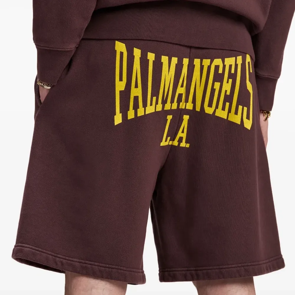 Спортивные шорты с логотипом