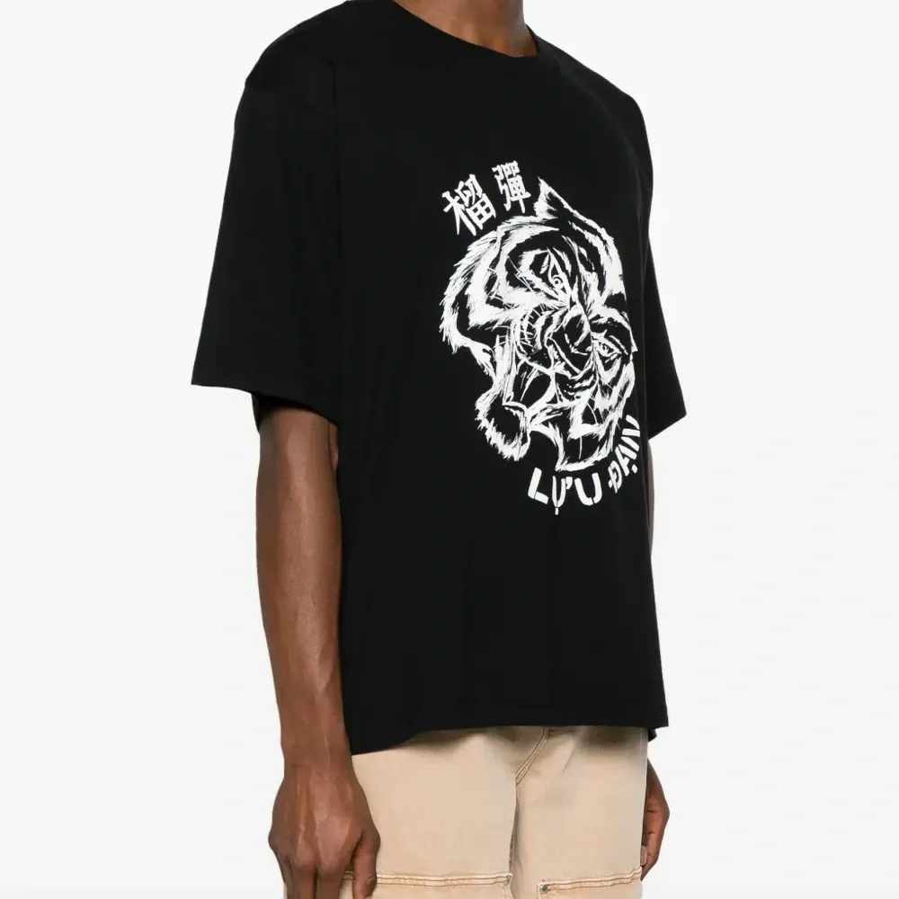 Футболка с принтом