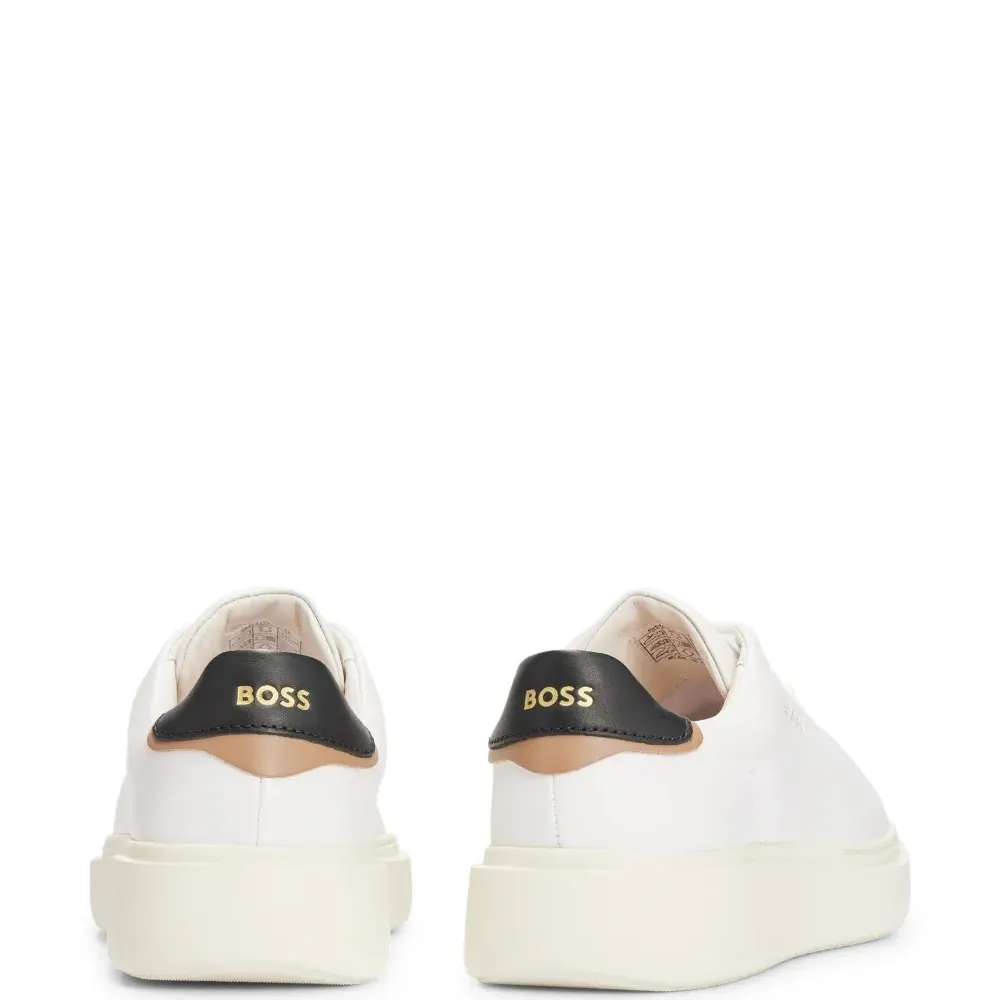 Кроссовки с тисненым логотипом