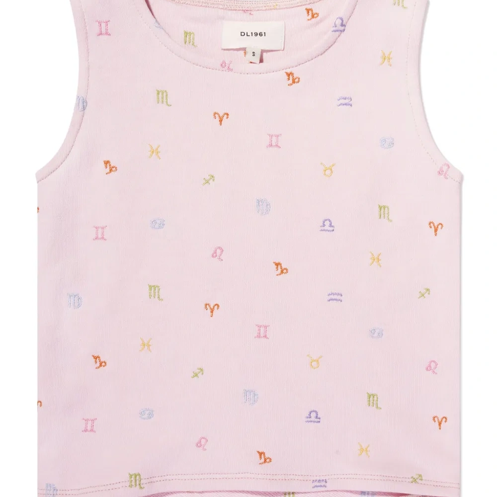 Топ с вышивкой