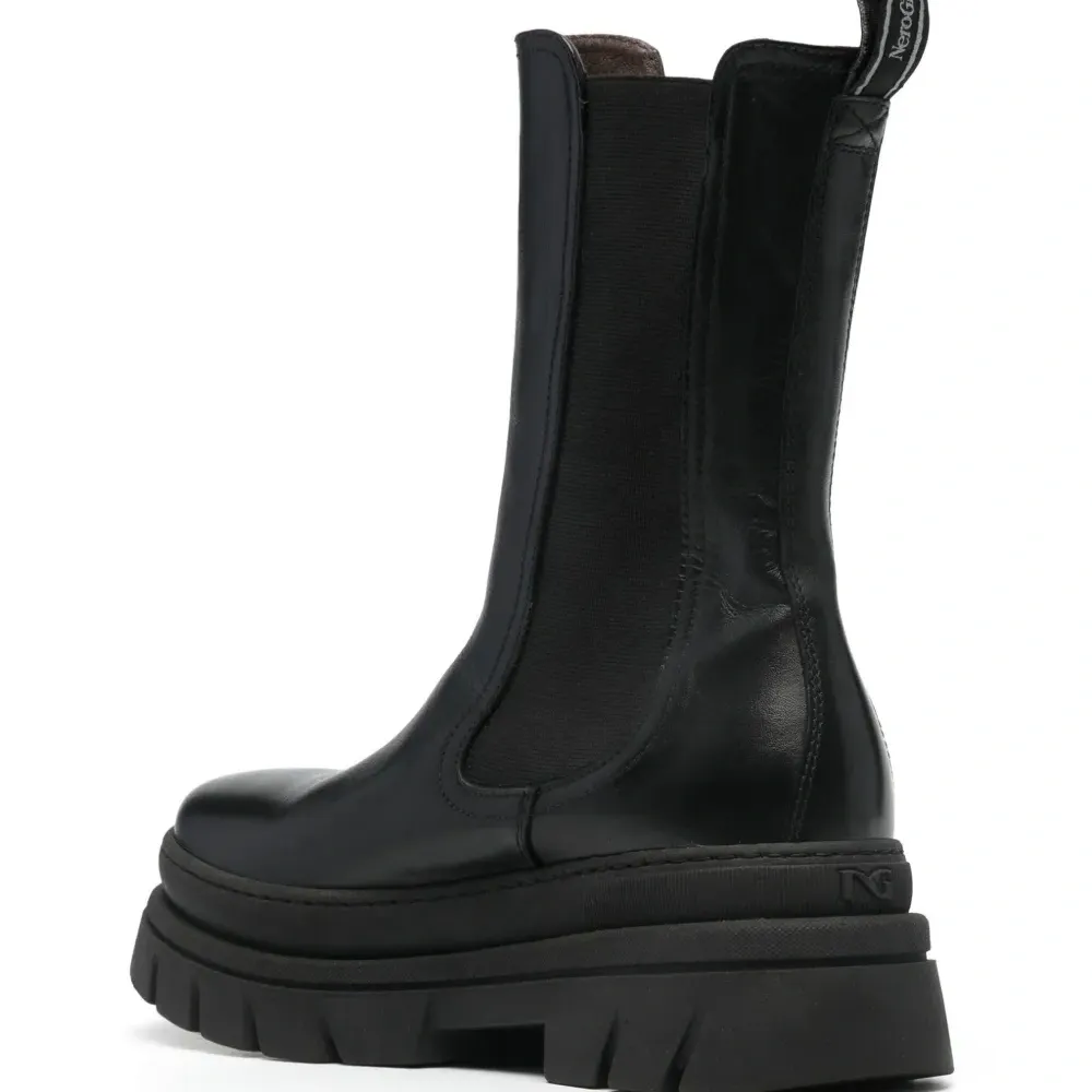 Ботинки челси