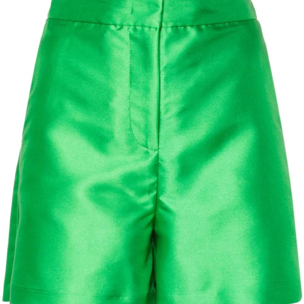 Атласные шорты