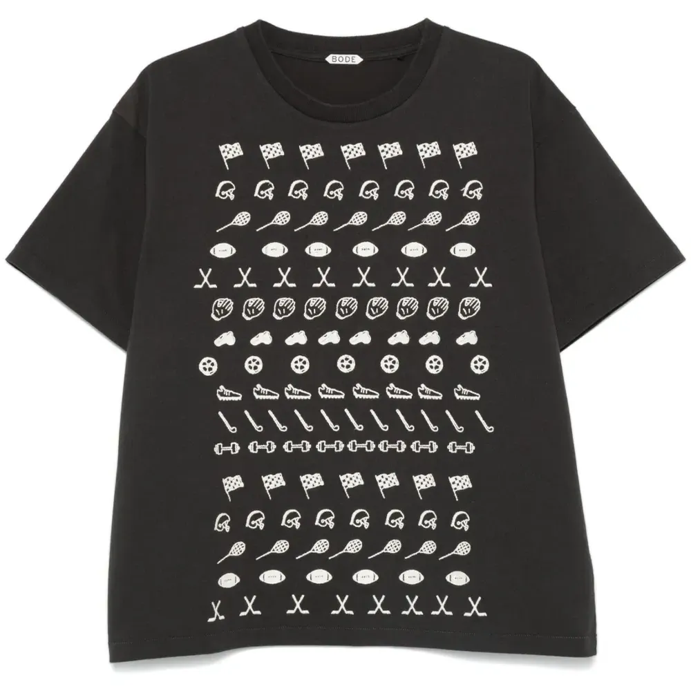 Футболка с вышивкой