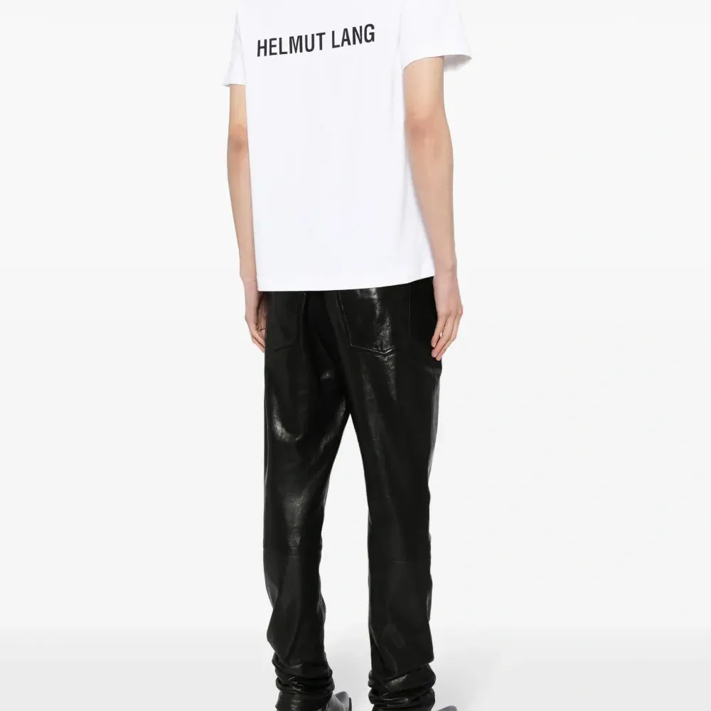 Футболка с логотипом Футболка с логотипом