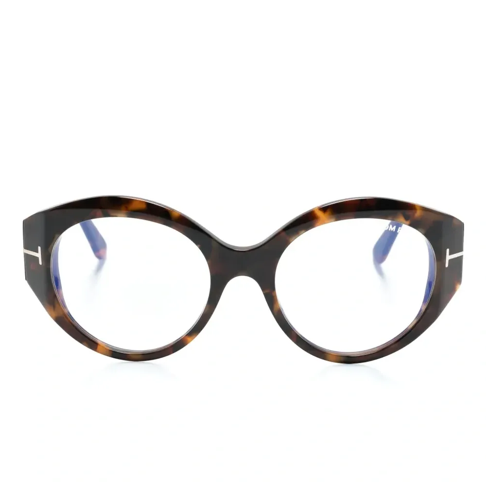 Очки в овальной оправе черепаховой расцветки Очки в овальной оправе черепаховой расцветки