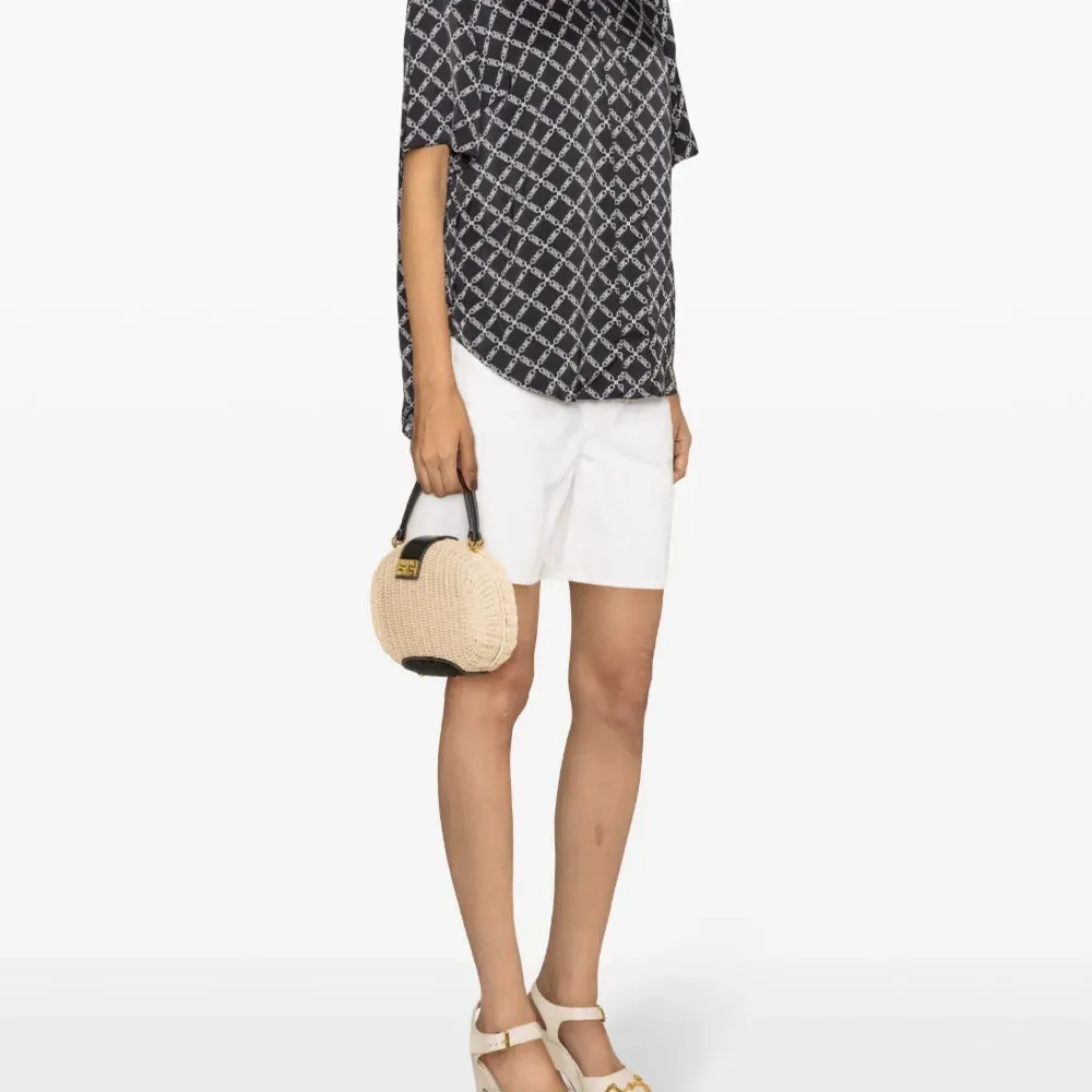 Атласная рубашка с логотипом