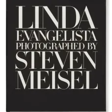 Книга Linda Evangelista Photographed by Steven Meisel