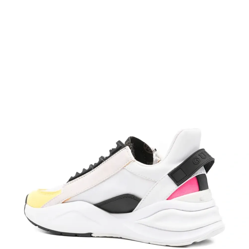 Кроссовки со вставками Кроссовки со вставками