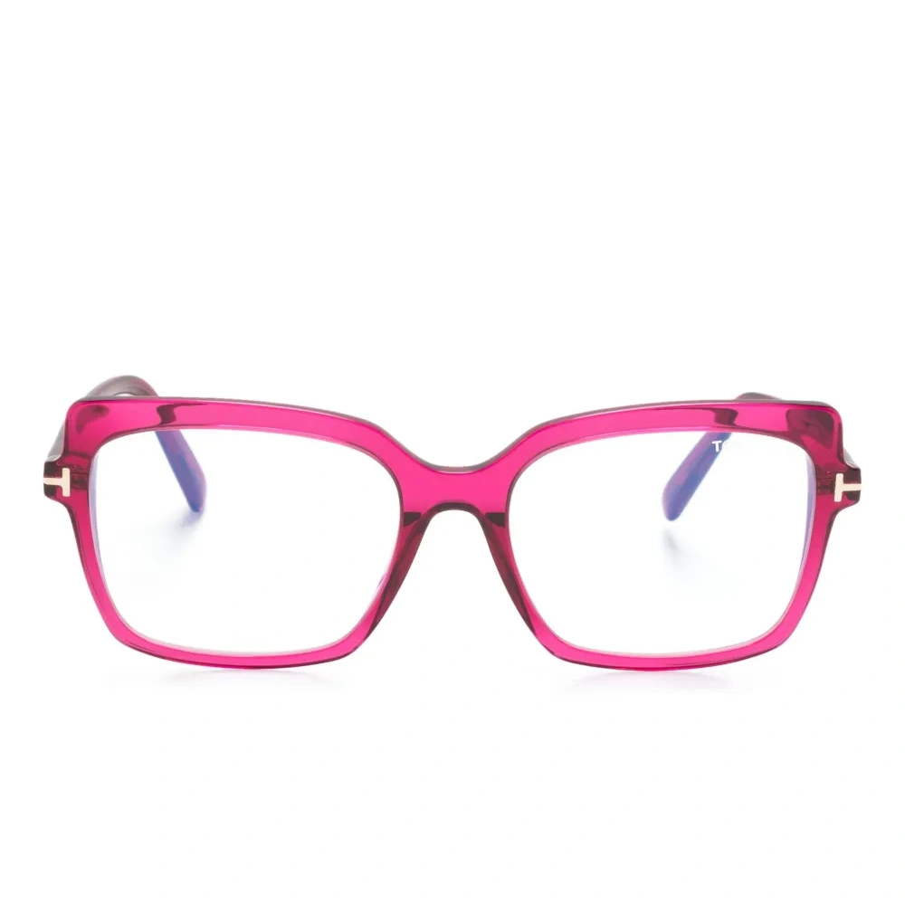 Очки в оправе 'кошачий глаз'