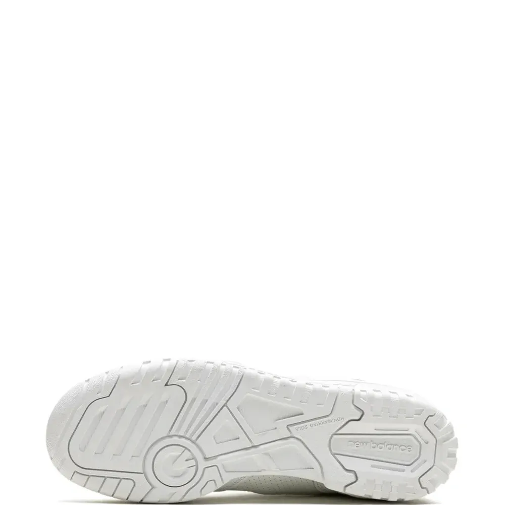 Кроссовки 550