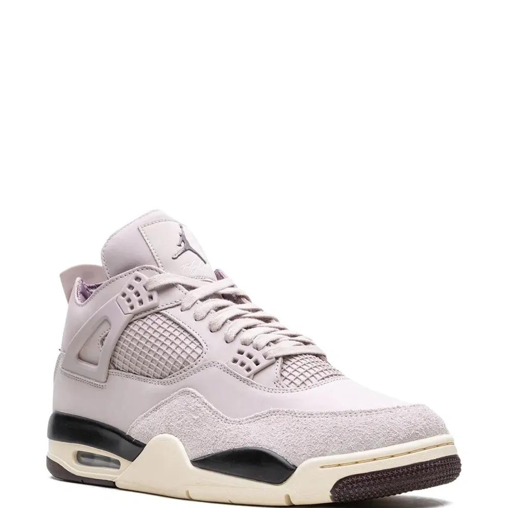 Кроссовки Air Jordan 4 Fossil Stone из коллаборации с A Ma Manière Кроссовки Air Jordan 4 Fossil Stone из коллаборации с A Ma Manière