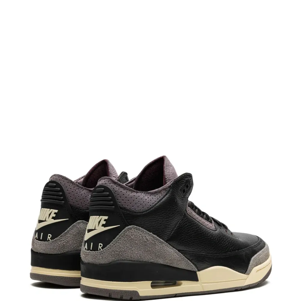 Кроссовки Air Jordan 3 Black из коллаборации с A Ma Maniere Кроссовки Air Jordan 3 Black из коллаборации с A Ma Maniere