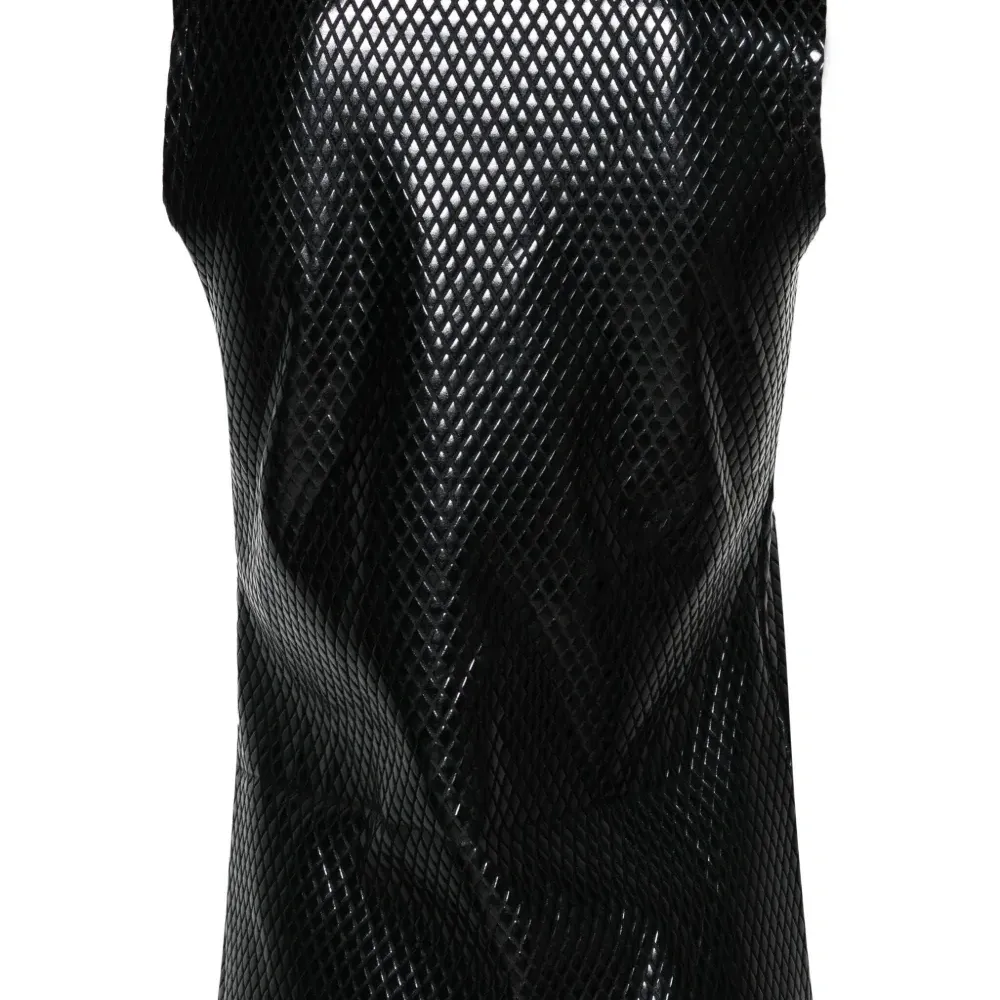 Топ с узором в ромб