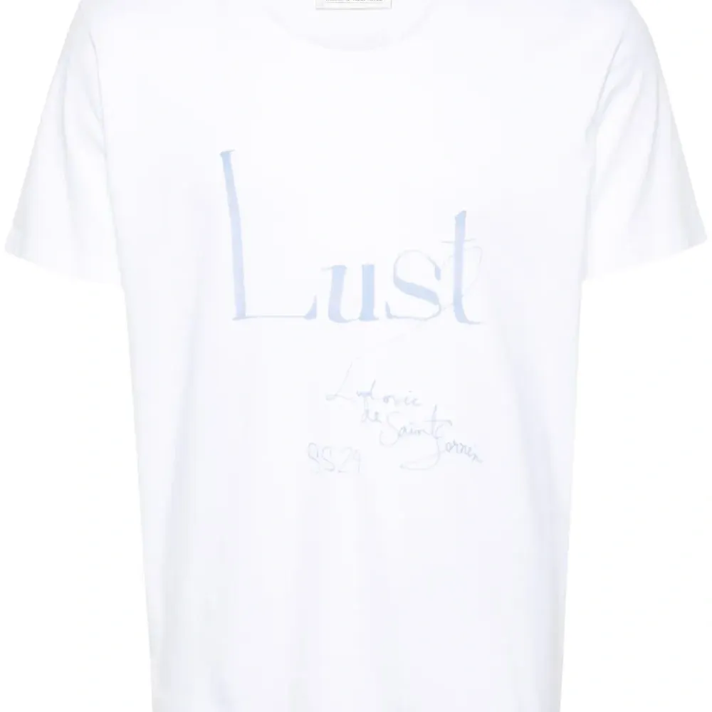 Футболка с логотипом