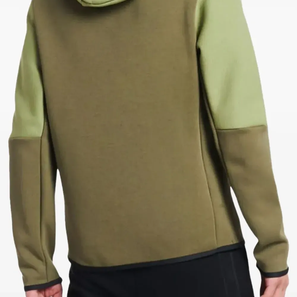 Худи с логотипом Swoosh