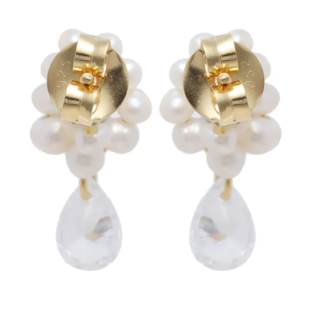 Серьги-подвески с жемчугом Серьги-подвески с жемчугом