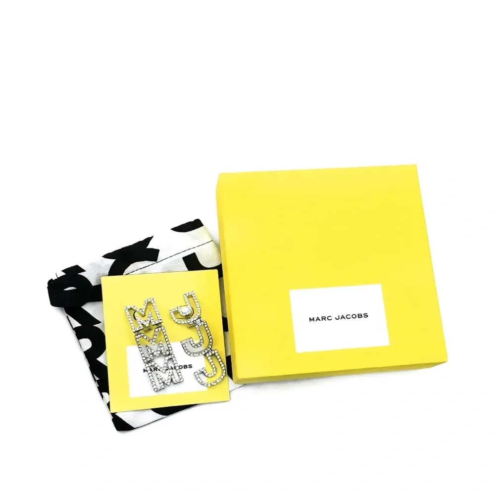 Серьги MJ с кристаллами Серьги MJ с кристаллами