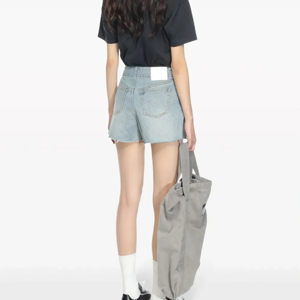 Футболка Leon