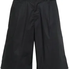 Шорты-бермуды с эластичным поясом