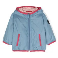 Ветровка с капюшоном