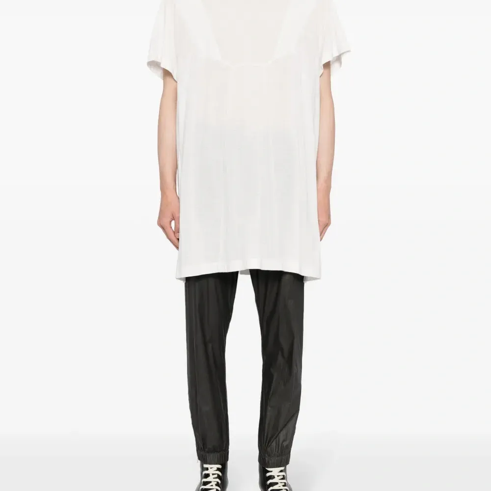 Футболка тонкой вязки