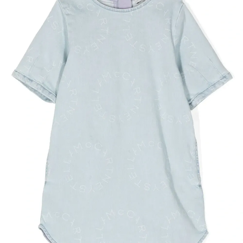 Джинсовое платье с логотипом