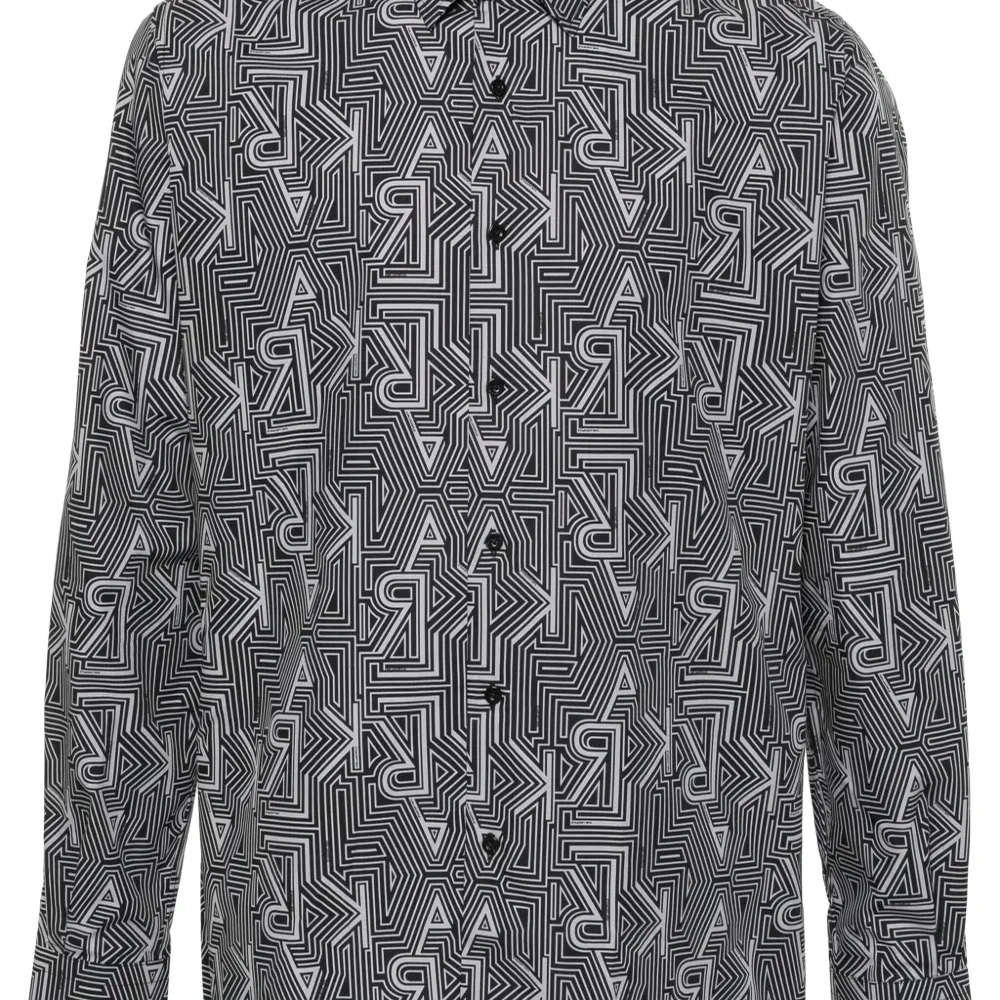 Рубашка с логотипом