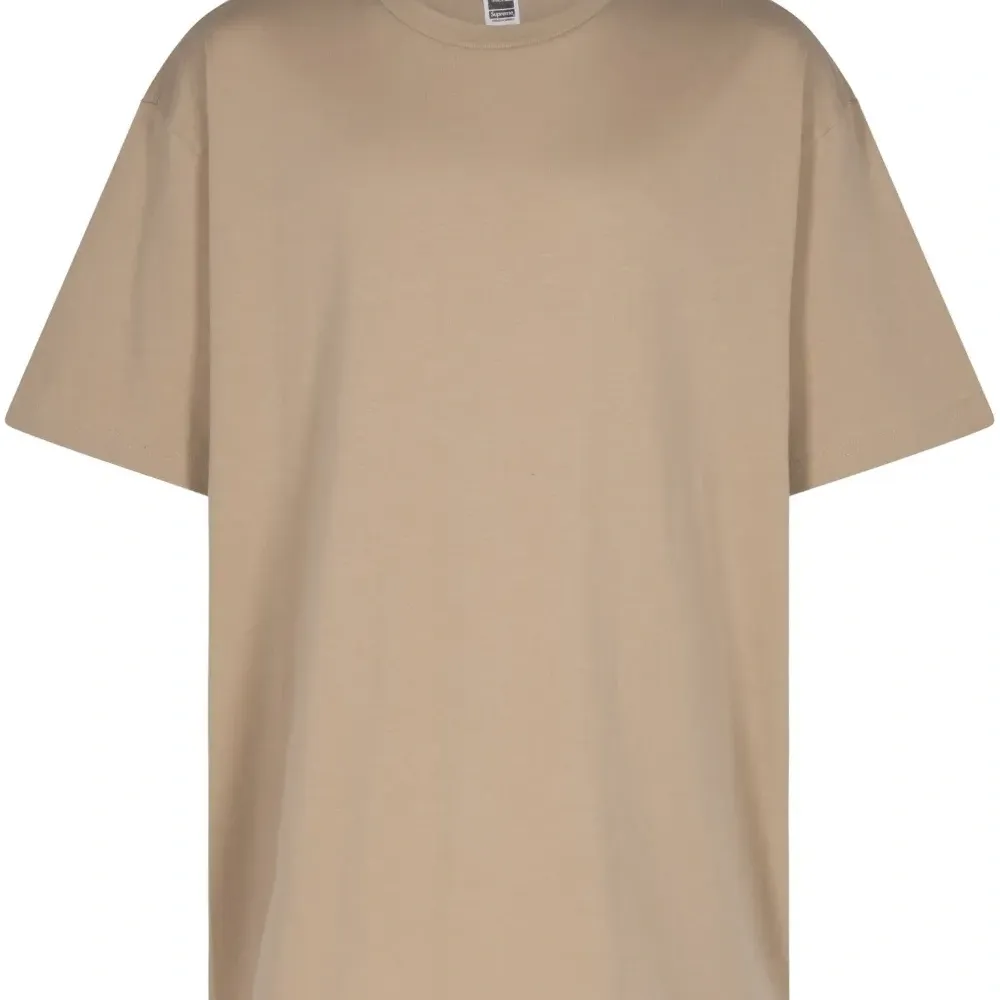 Футболка Khaki из коллаборации с The North Face Футболка Khaki из коллаборации с The North Face