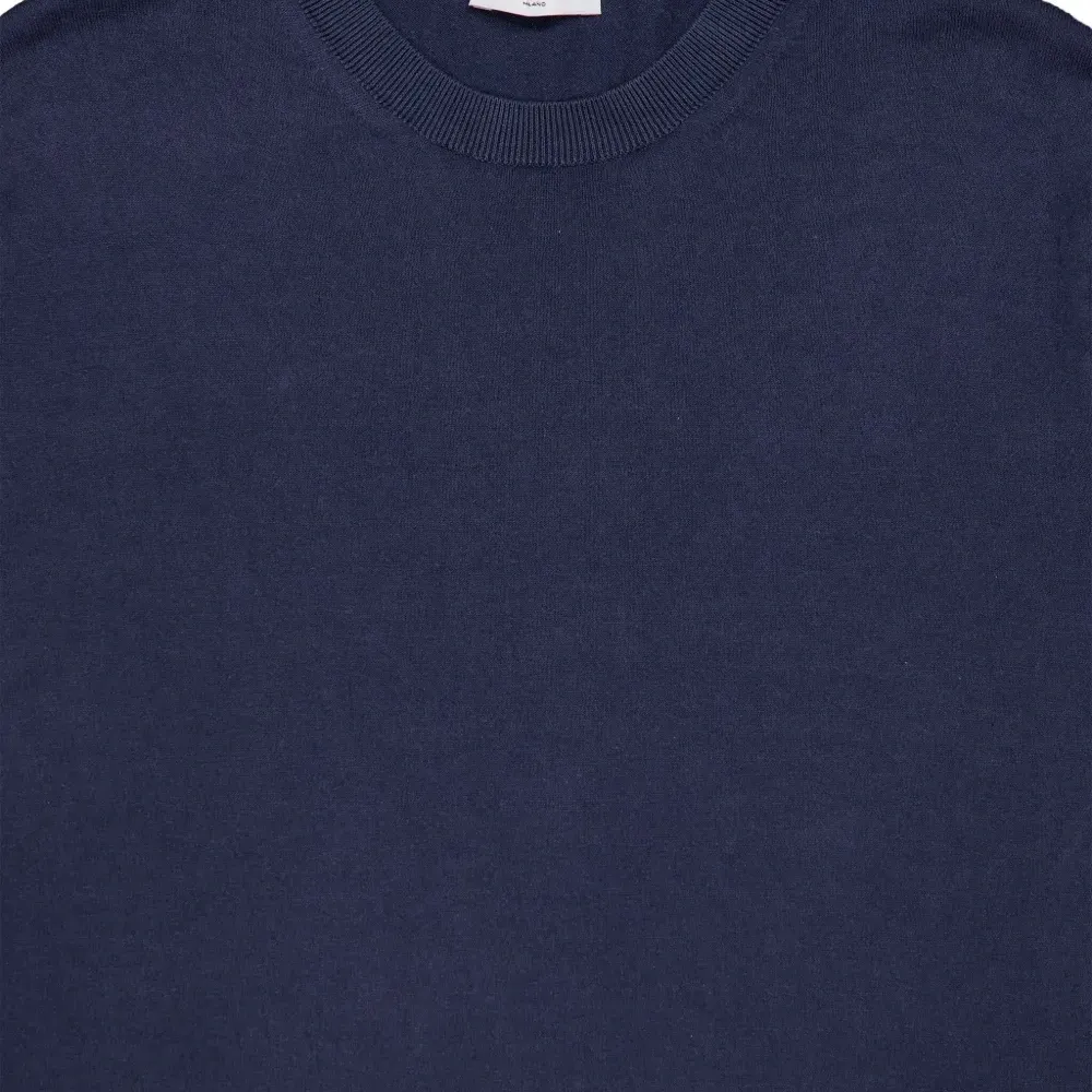 Футболка с круглым вырезом