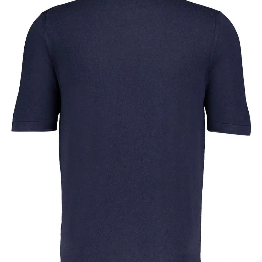 Футболка с круглым вырезом