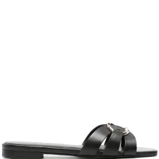 Шлепанцы с пряжкой Oval T