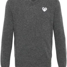 Джемпер с V-образным вырезом и нашивкой Heart Джемпер с V-образным вырезом и нашивкой Heart