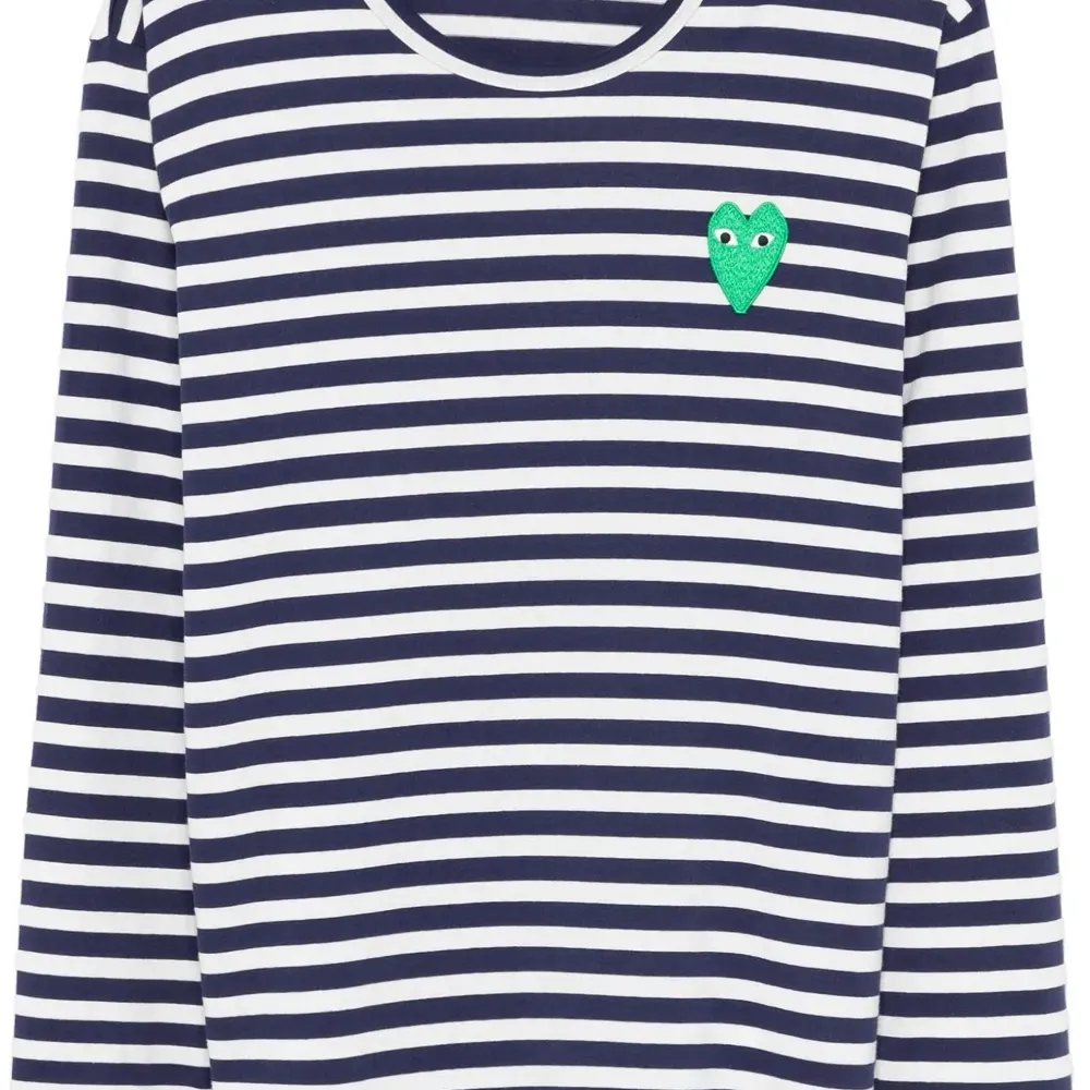 Футболка с нашивкой Футболка с нашивкой