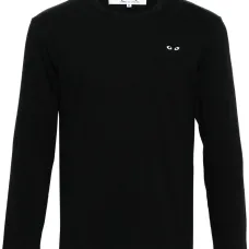 Футболка с нашивкой