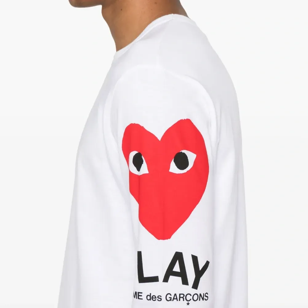 Футболка с длинными рукавами и принтом