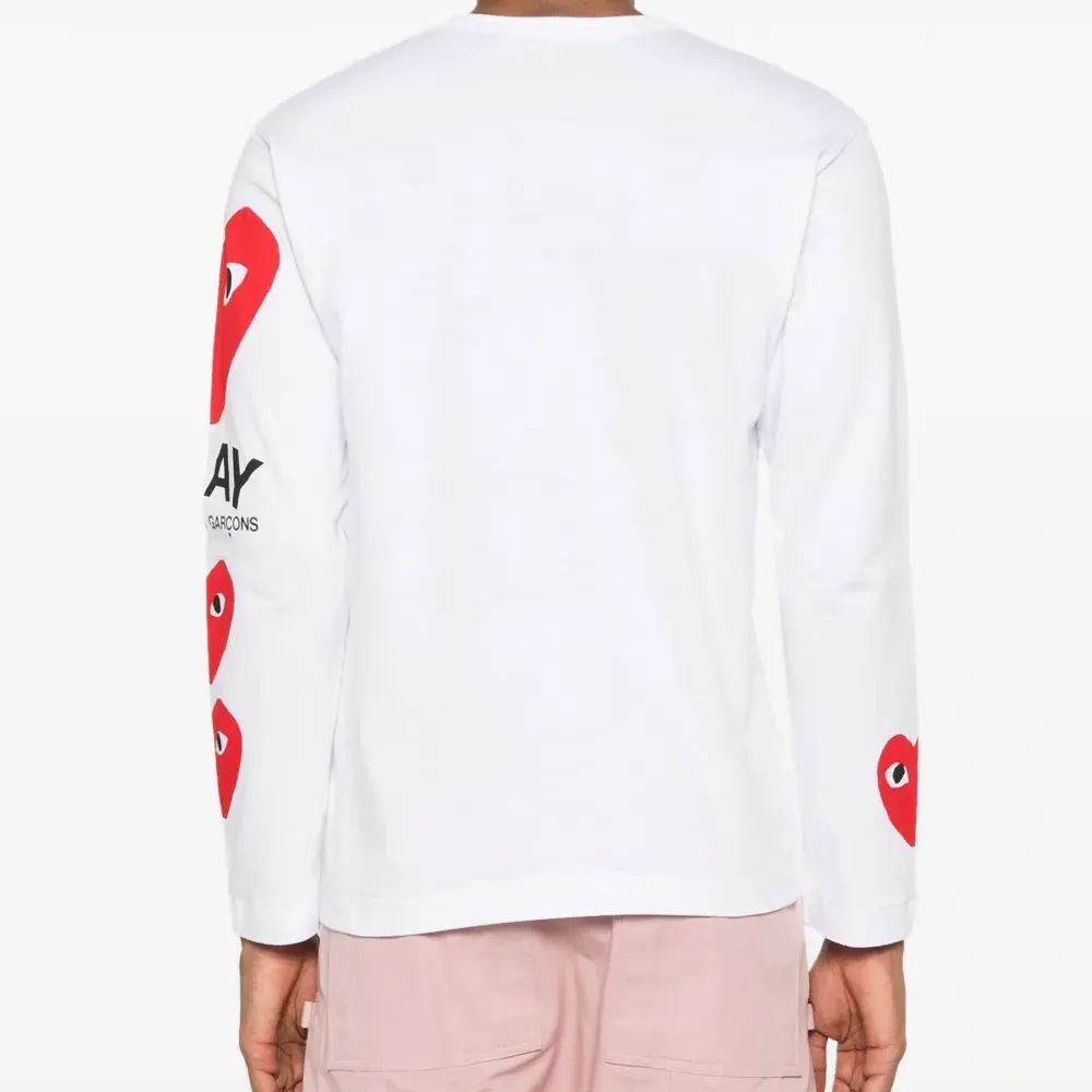 Футболка с длинными рукавами и принтом