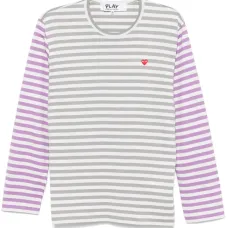 Полосатая футболка с нашивкой