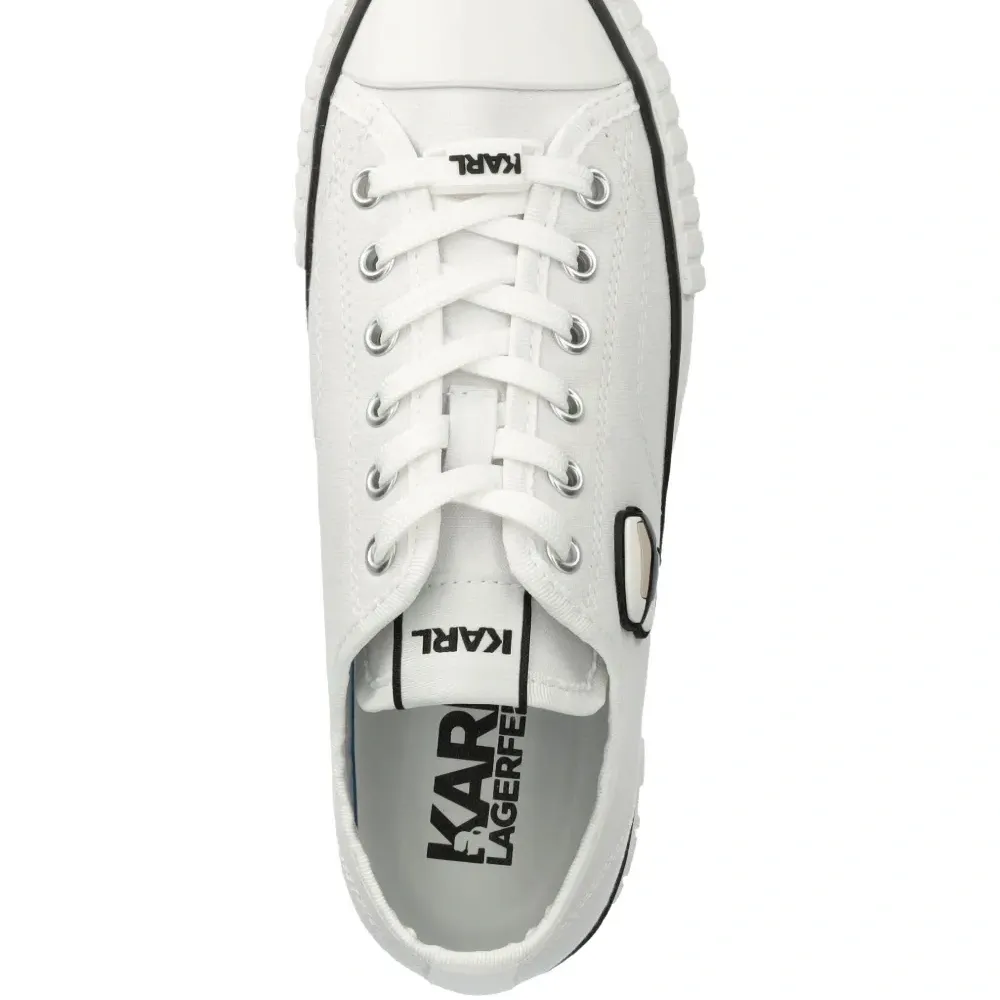 Кроссовки Trampki