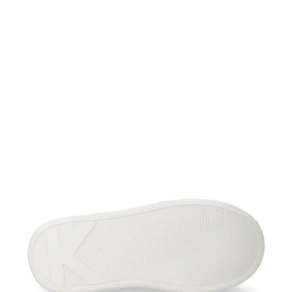 Кеды с нашивкой-логотипом