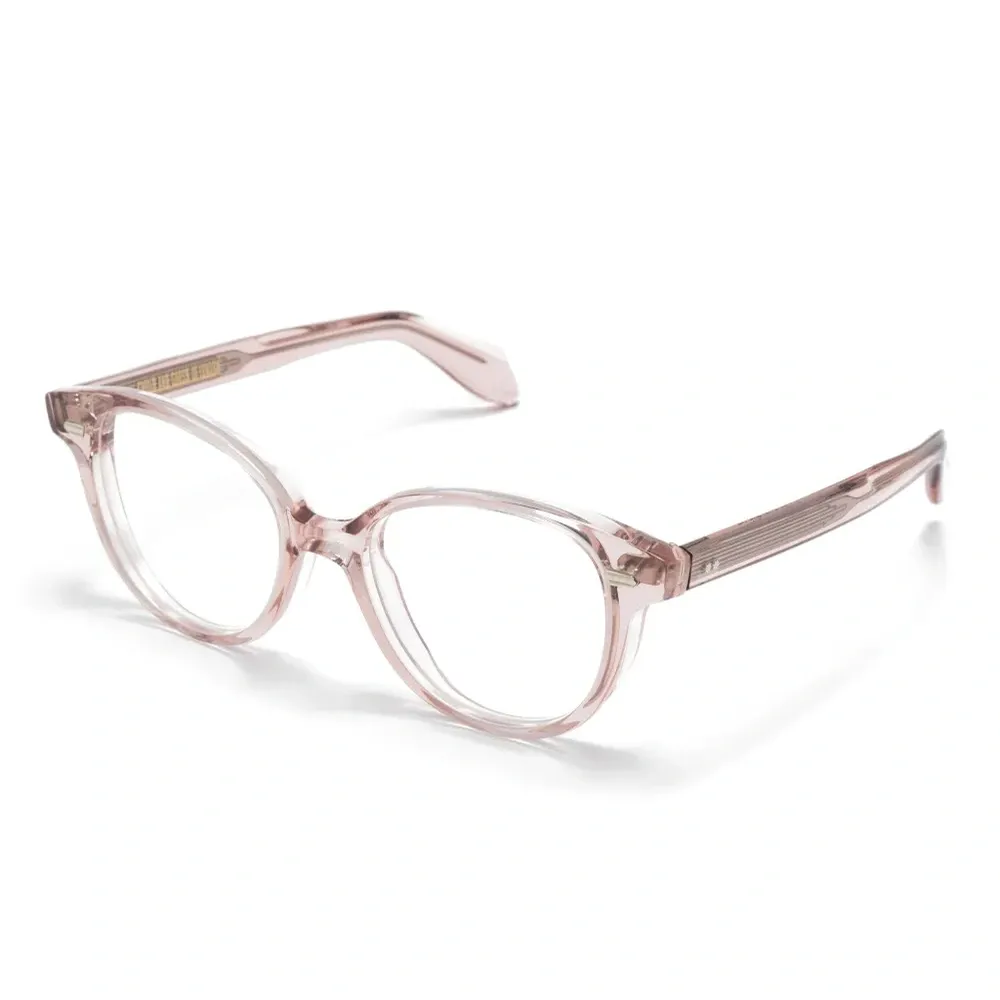 Очки в круглой оправе